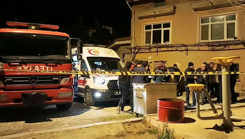 Yangın sonrası korkunç keşif: Yaşlı adamın cansız bedeni bulundu