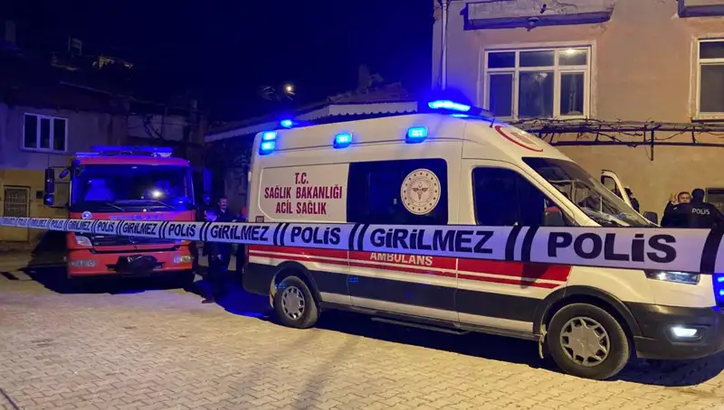 Yaşlı Adamın Gizemli Ölümü: Evinde Yanmış Halde Bulundu