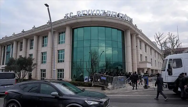 İstanbul'da Beykoz Belediyesi'nde Şok Operasyon: Başkan Yardımcısı Gül Adliyeye Sevk Edildi