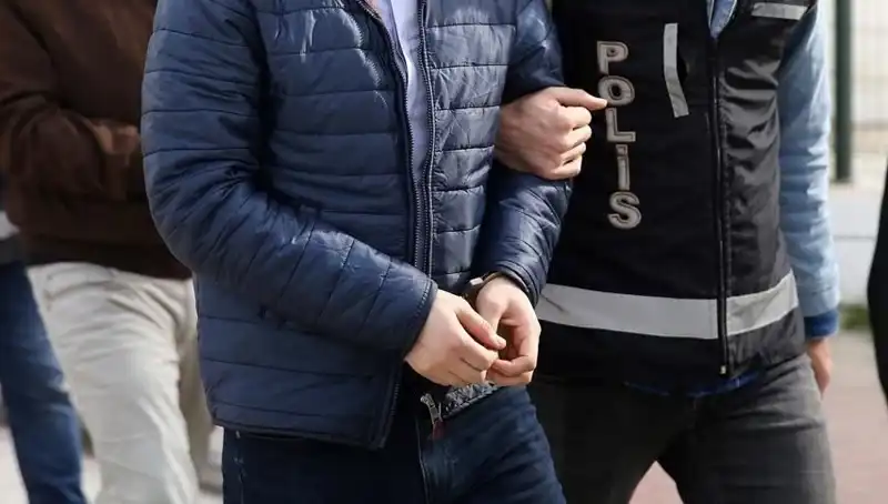 Hırsızlara Suçüstü: 5 Şahıs Yasadışı Faaliyetleriyle Yakalandı