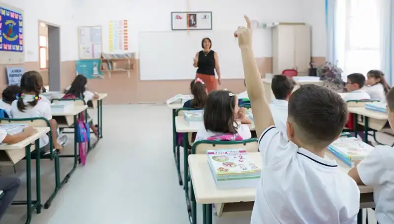 Bayram Öncesi Müjde! Öğretmenlerin Ek Ders Parası Ne Zaman Yatacak?