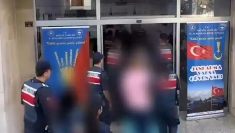 30 İlde FETÖ Operasyonu: 65 Kişi Tutuklandı, Detaylar Şok Edici!