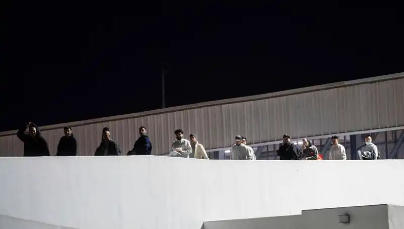 Düzensiz Göçmenler İki İlde Eş Zamanlı Olarak Yakalandı