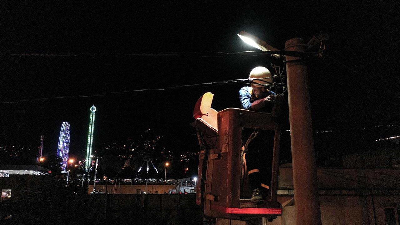 Enerji İşçileri Yılbaşında da Çalışarak Kesintisiz Enerji Sağladı