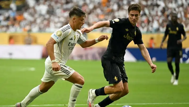 El Clásico'da Türk Derbisi: Kenan Dördüncü İsim Olacak mı?
