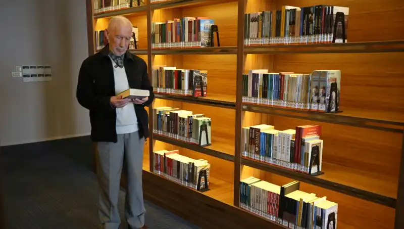 71 Yıldır Süren Okuma Tutkusu: Kitaplarla Tanışan Bir Yaşam Hikayesi