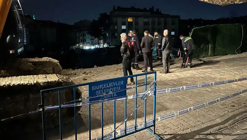 İstanbul'da İnşaat Çalışmaları Sırasında Korkutan Yol Çökmeleri Yaşandı