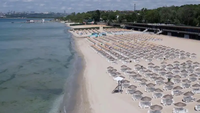İstanbul Plajlarında 2025 Giriş Ücretleri: Sarıyer, Florya ve Adalar’da Neler Oluyor?