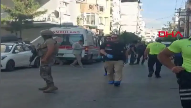 İzmir’de Karakola Yapılan Silahlı Saldırı: İki Şehit, Bir Yaralı