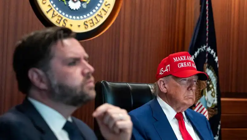 Trump’ın Azil Tasarısı Reddedildi: Siyasi Gelişmeleri Ne Bekliyor?