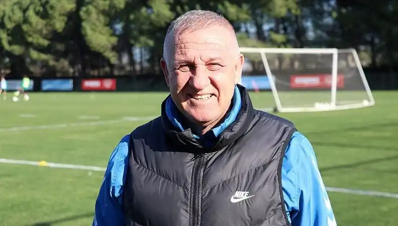 Ankaragücü, Mesut Bakkal ile Yollarını Ayırdı: Nedenleri ve Etkileri