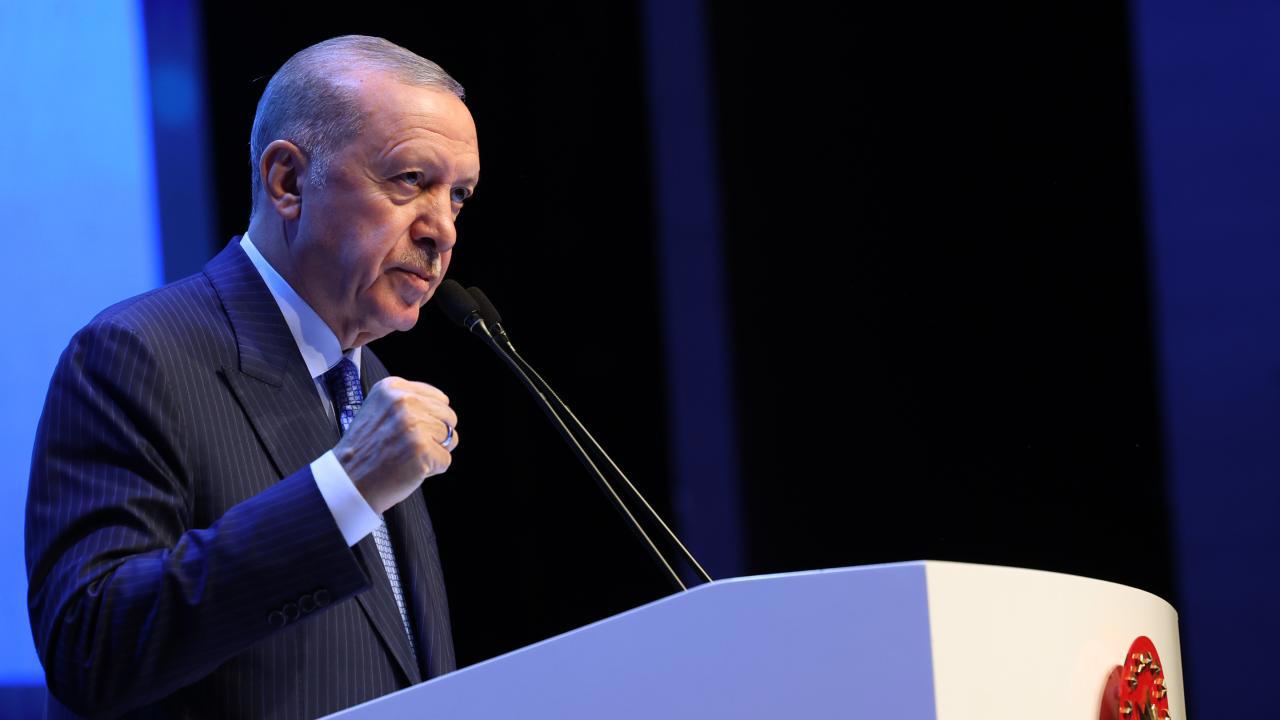 Cumhurbaşkanı Erdoğan: Necip Fazıl Ayasofya bir gün açılacak dedi, gerçekleştirdik
