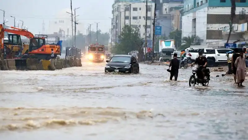 Pakistan’da Muson Yağmurları Felaketi: Ölü Sayısı Sadece Bir Ayda 785’e Yükseldi