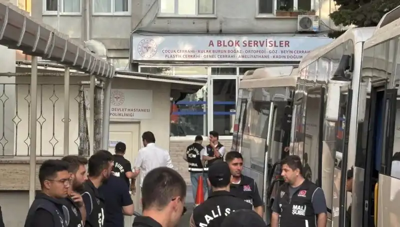 İstanbul'da İETT Soruşturmasında Şok Gelişme: 25 Şüpheli Adliyede!