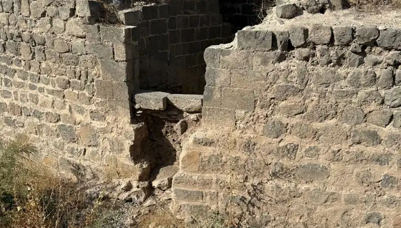 Diyarbakır’daki Saint George Kilisesi'nin Geçmişi: Hamam Olmadığını Kanıtlayan Kitabe Bulundu