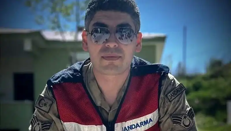 Kadir Astsubay Halı Saha Maçında Hayatını Kaybetti: Detaylar Şok Etti