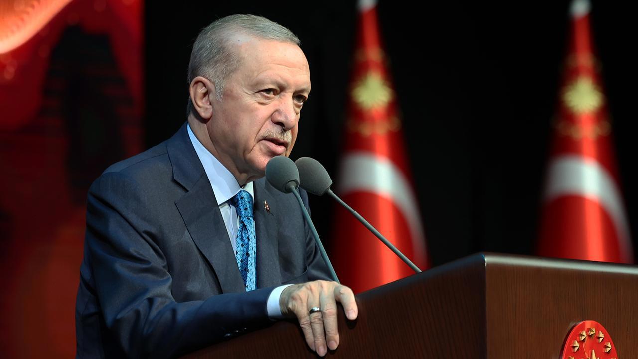 Cumhurbaşkanı Erdoğan, Mehmet Akif Ersoy'u vefatının 88'nci yılında anma programına katıldı