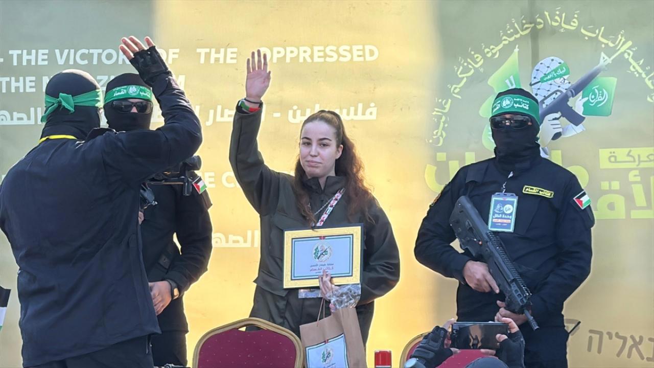 Hamas ve İsrail Arasında Esir Takası Sürüyor