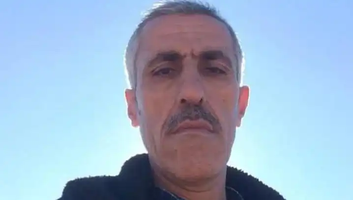 Gençleri "Çime Bastırmayın" Diye Uyarırken Bıçaklı Saldırıya Uğradı