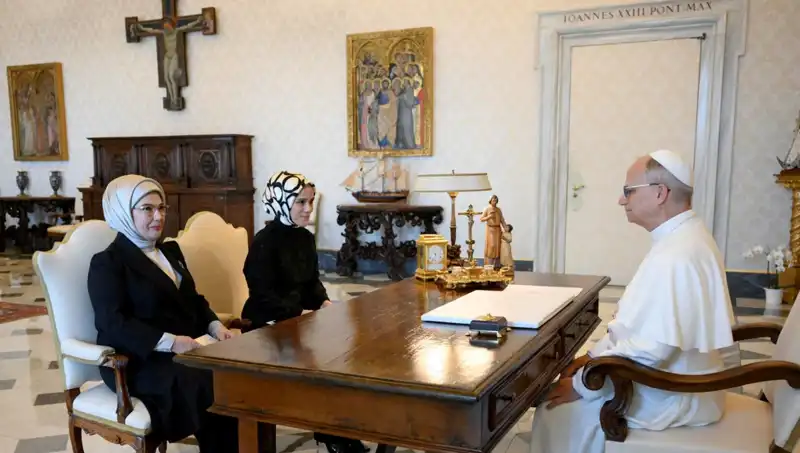 Emine Erdoğan ve Papa Leo: Gazze'deki Hassas Durum Üzerine Önemli Görüşme
