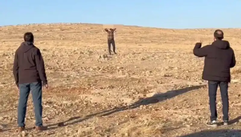 Jandarma ve MİT'ten Başarılı Operasyon: Terör Örgütünün Sabotajcısı Teslim Oldu