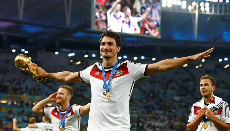 Alman Futbolunun Efsanesi Hummels Futbol Kariyerine Veda Ediyor