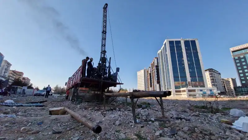 Galeria Sitesi'nde Mezarlık Kazısı Başladı: 89 Hayatın Ardında Ne Var?