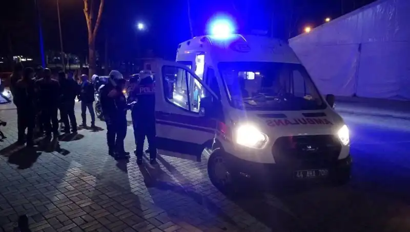 Parkta Silahlı Çatışma: İki Grup Arasında Gerilim Tırmandı