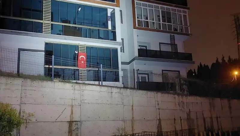Sakarya’da Şok Eden Olay: 4 Katlı Apartman Tahliye Edildi!