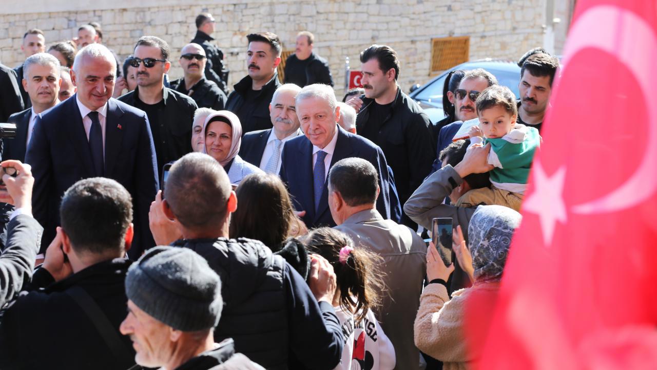 Cumhurbaşkanı Erdoğan Antalya'da Toplantı Düzenledi