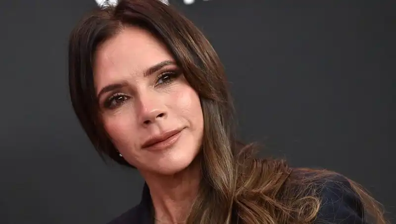 Victoria Beckham'ın Gençlik Sırrı: Günlük 3-4 Önerilen Tüketimle Yaşlanmayı Erteleyin