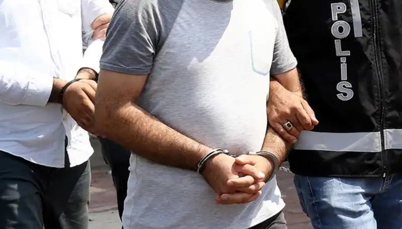 Ankara'da Yasadışı Faaliyetler: 547 Kişi Gözaltına Alındı