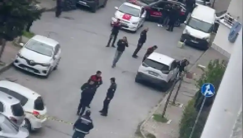 Yolda Yürüyen Adamın Kurşun Yağmuruna Tutulması: Detaylar Şok Edici!