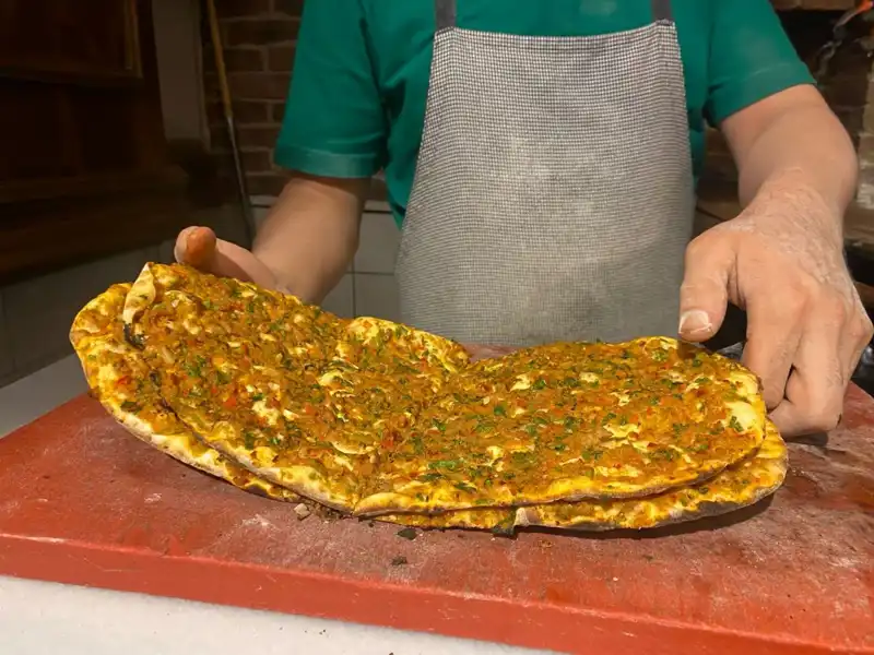 İstanbul’da Lahmacun Fiyatları: Hangi Semt Daha Uygun?